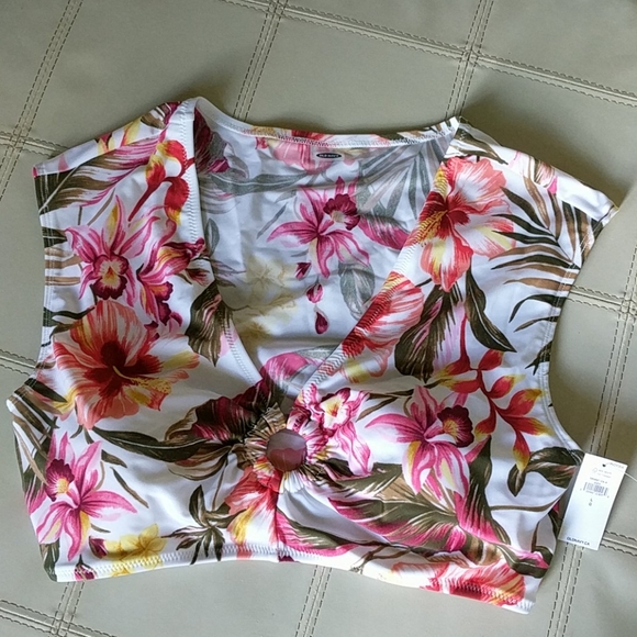 NWT OLD NAVY Floral Bathing Suit Top